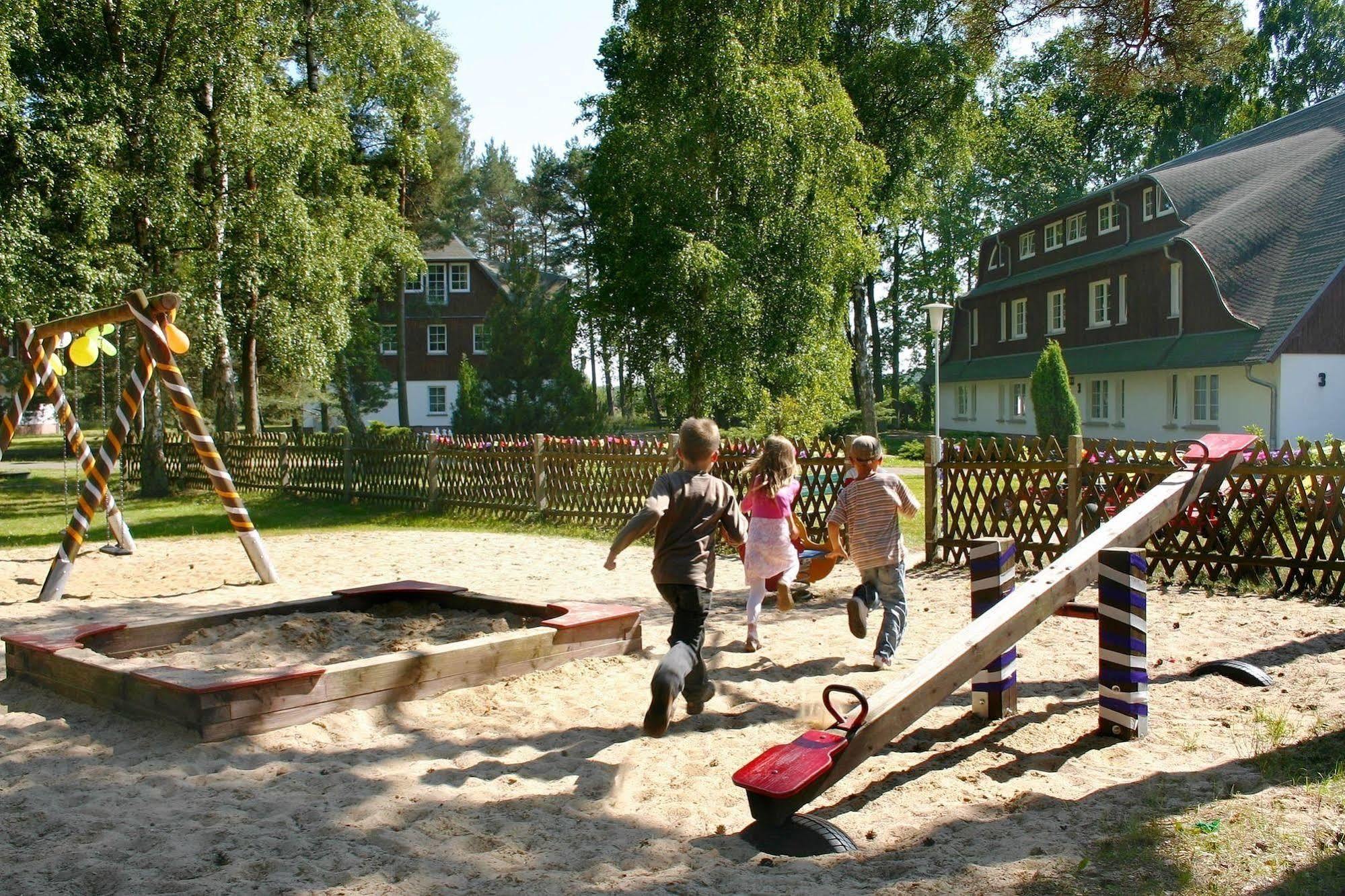 Tui Suneo Kinderresort Usedom Trassenheide Exterior photo